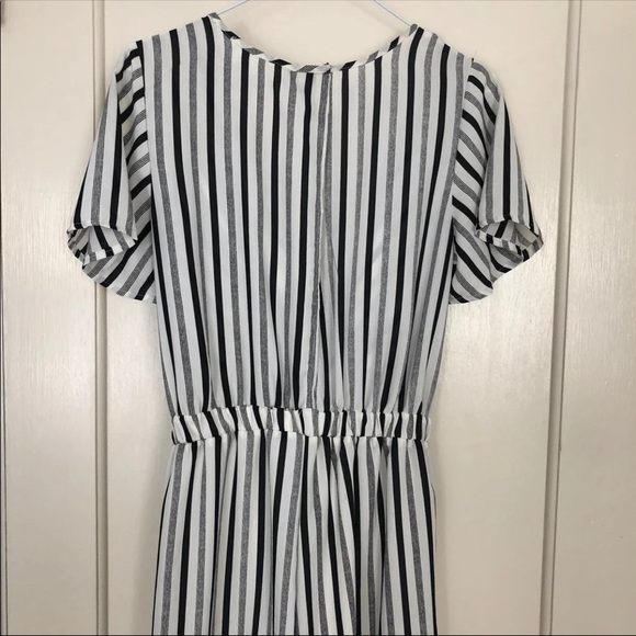 Women’s Jumpsuit - Picture 2 of 4